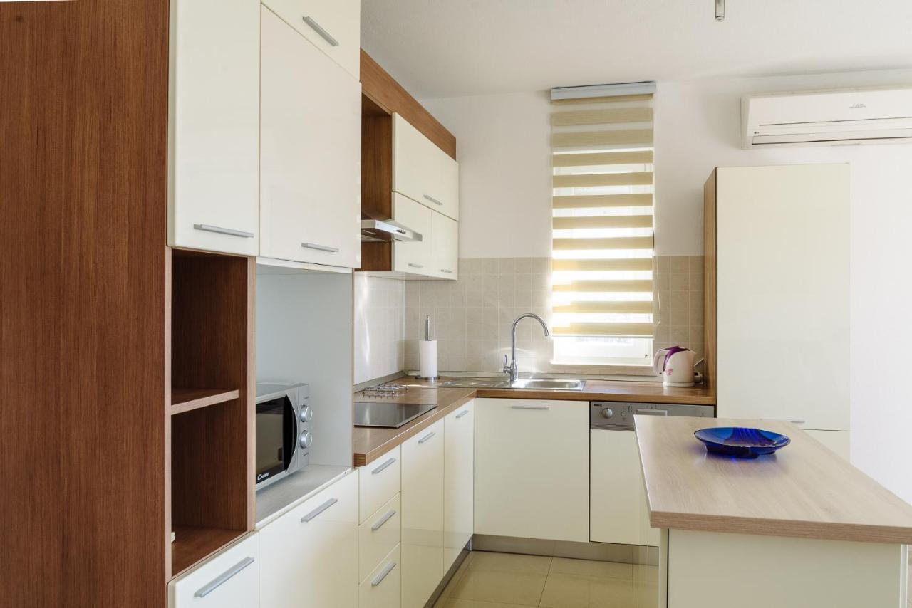 Apartman Niko Kaštela Esterno foto